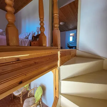 παραδοσιακό σπίτι με θέα بيت للعطل Tríkeri